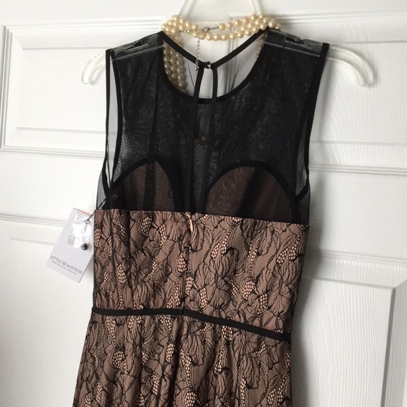 NWT • ASOS LITTLE MISTRESS Sleeveless Lace Maxi - Picture 8 of 14